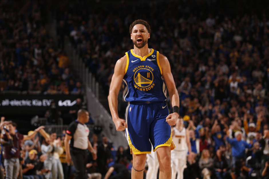 间便展现出 间便展现出