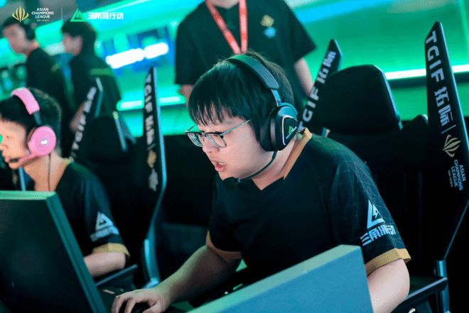 另一方面 另一方面