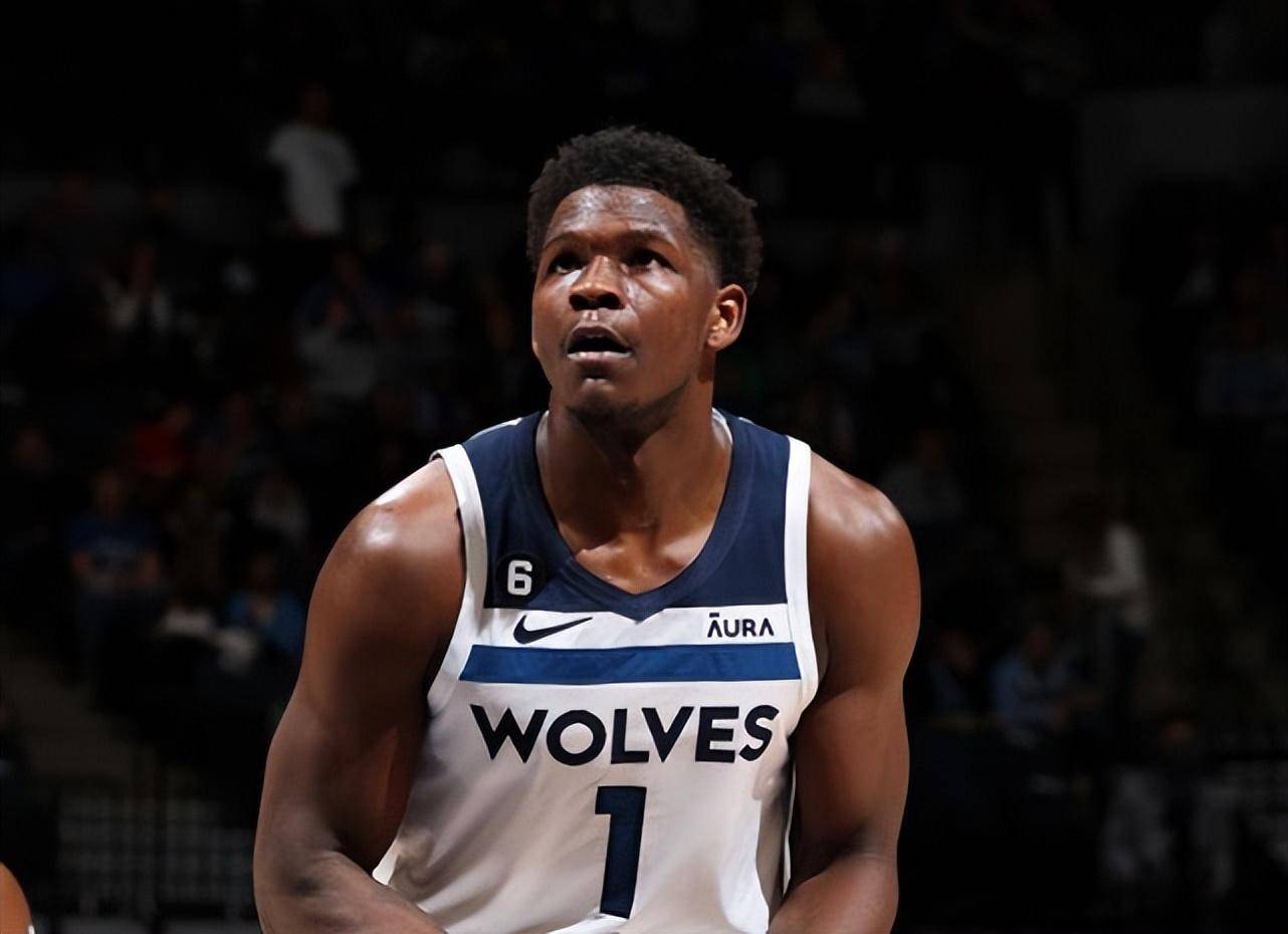 边路工具人 边路工具人